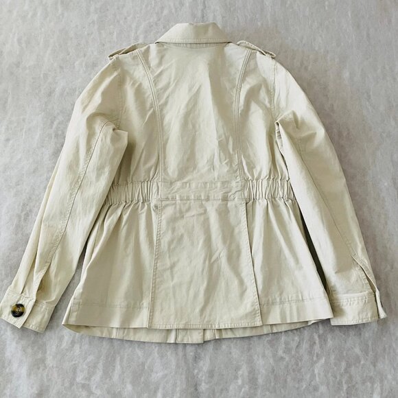 Cabi Style #5659 Womens Ivory Long Sleeve Button Up Kenya Safari Jacket Size M - Picture 2 of 11